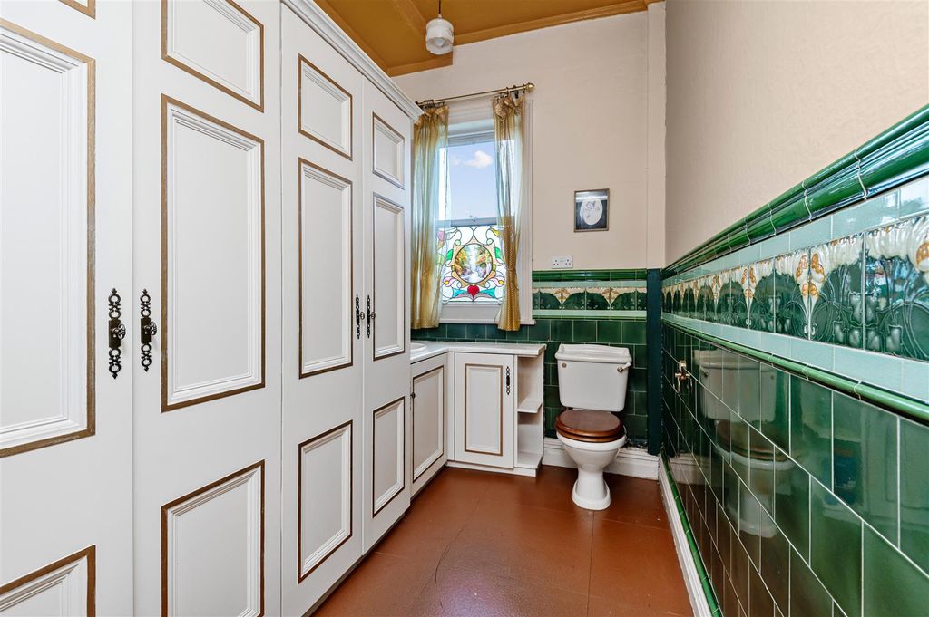 Additional image 32 of 6 bed semi-detached house for salePark Drive, Huddersfield HD1