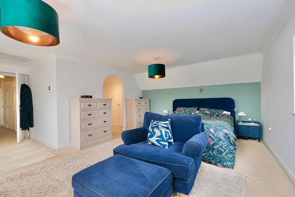 Additional image 12 of 6 bed detached house for saleJarwood Walk, Godmanchester, Huntingdon PE29