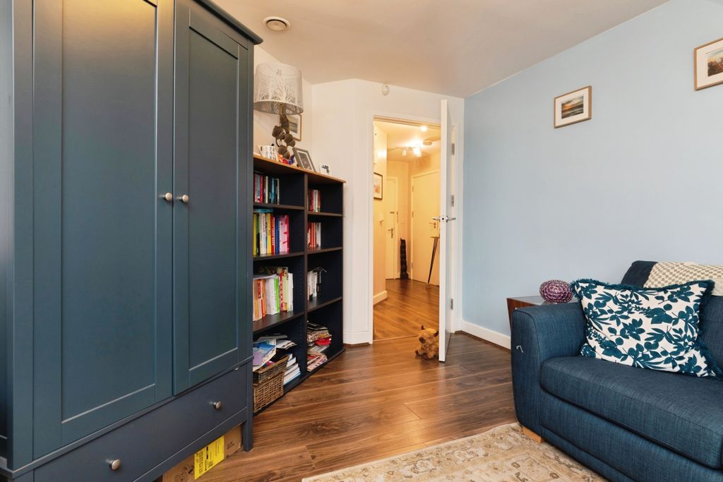 Additional image 12 of 2 bed flat for saleNew Mossford Way, Ilford IG6