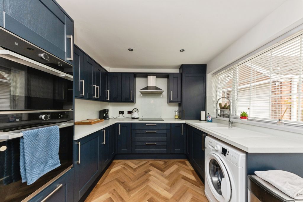 Additional image 3 of 3 bed semi-detached bungalow for saleShetland Way, Immingham DN40