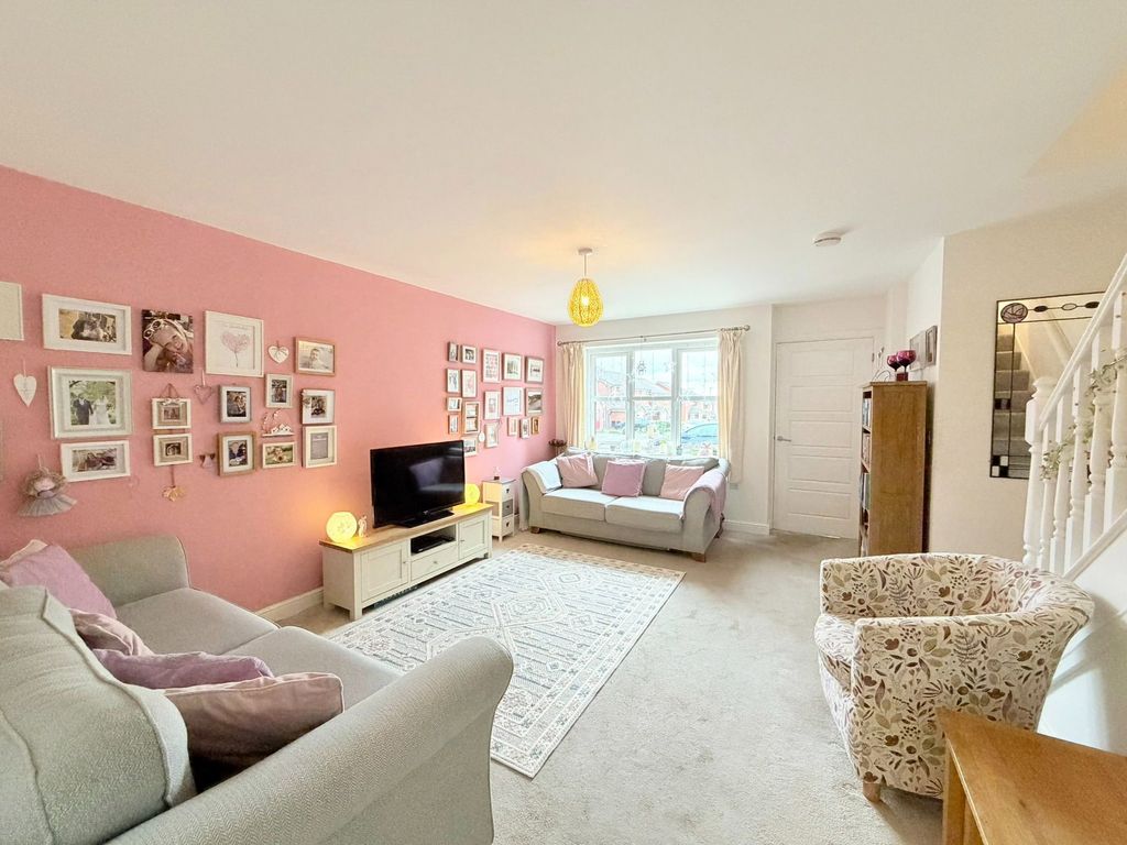 Additional image 4 of 3 bed semi-detached house for saleRowan Crescent, Gee Cross, Hyde SK14