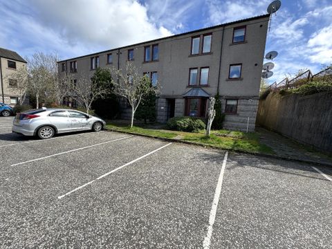 Cairnfield Circle, Bucksburn, Aberdeen AB21