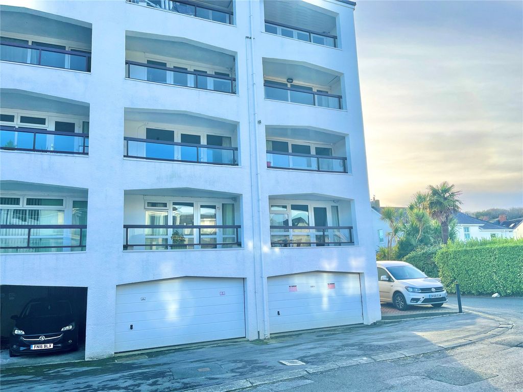1 bed flat for saleCaptains Walk, Saundersfoot, Pembrokeshire SA69