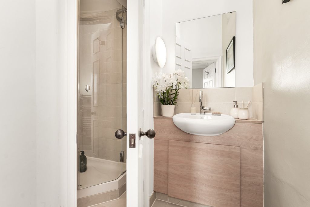 Additional image 14 of 2 bed penthouse for saleGeorge Street, Huntingdon PE29
