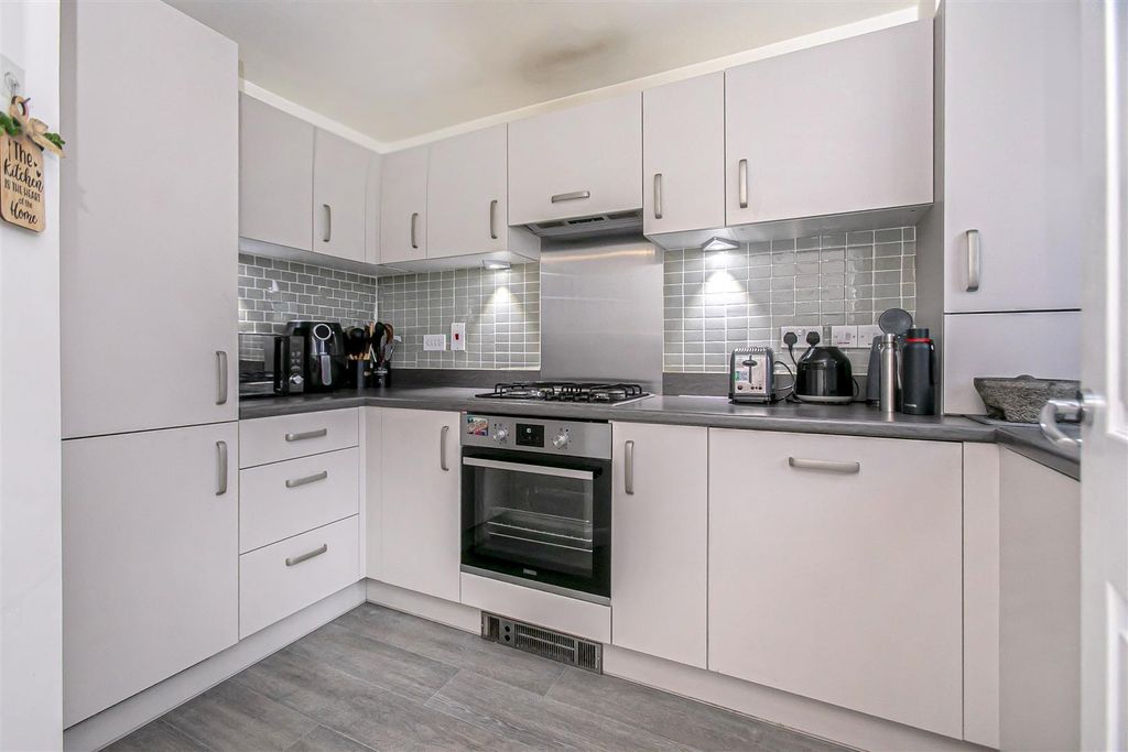 Additional image 8 of 2 bed terraced house for sale15 Curlew Way, Inverkeithing KY11