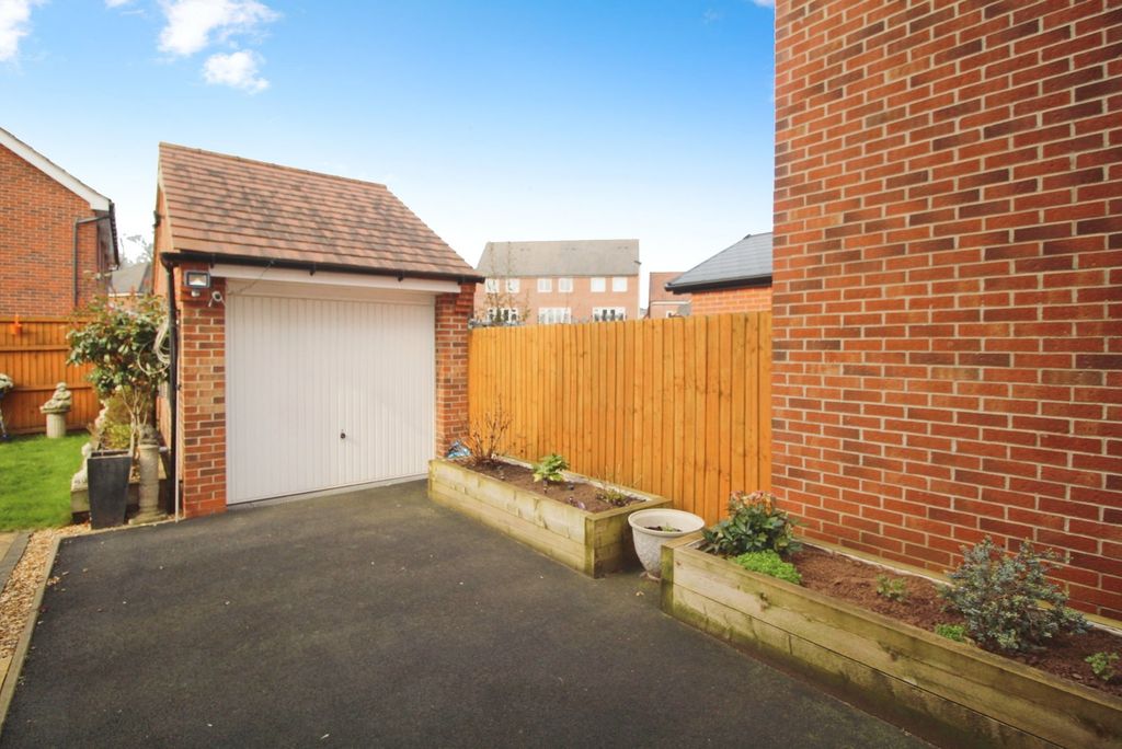 Additional image 25 of 5 bed detached house for saleCrosbie Grove, Silverwoods, Kidderminster DY11