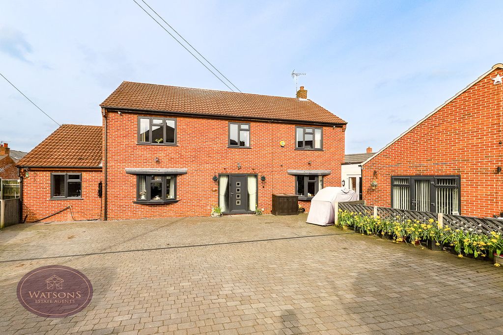 8 bed detached house for saleFullwood Street, Ilkeston DE7