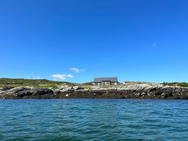 2 bed bungalow for saleArinagour PA78