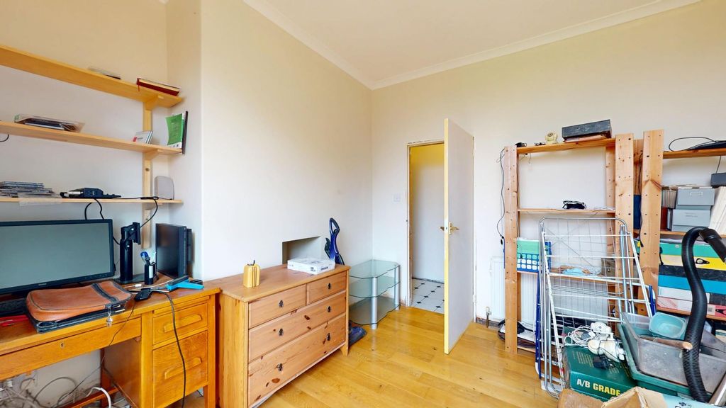 Additional image 9 of 2 bed flat for saleCrossbeck Road, Ilkley LS29