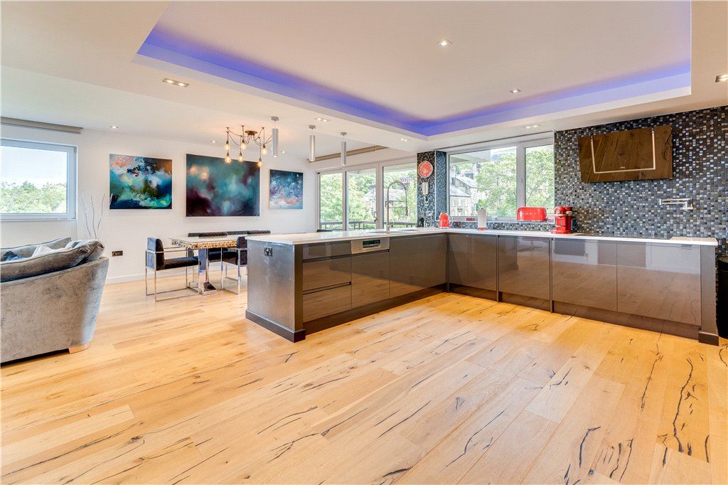 Additional image 2 of 1 bed flat for saleWells Promenade, Ilkley, West Yorkshire LS29