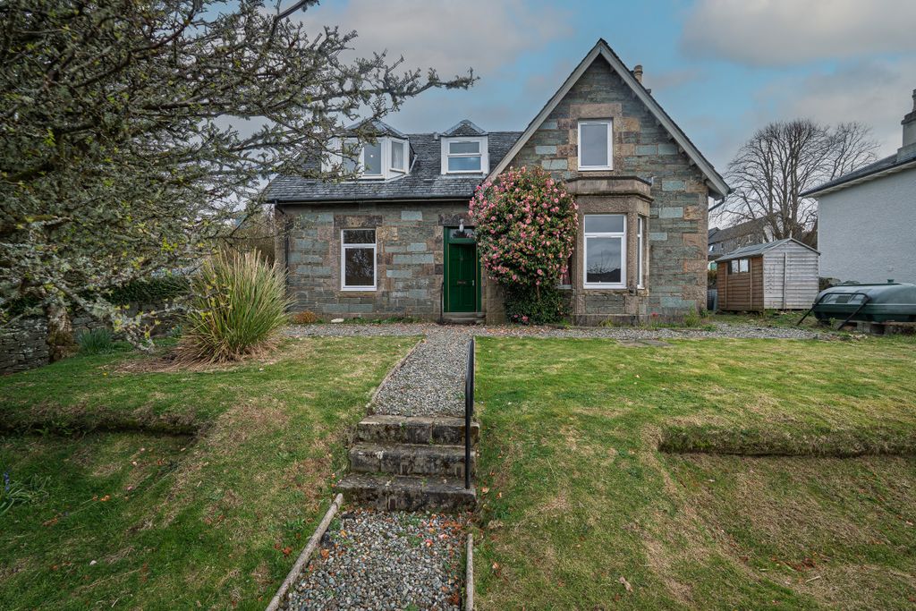 5 bed detached house for saleLochgilphead PA31