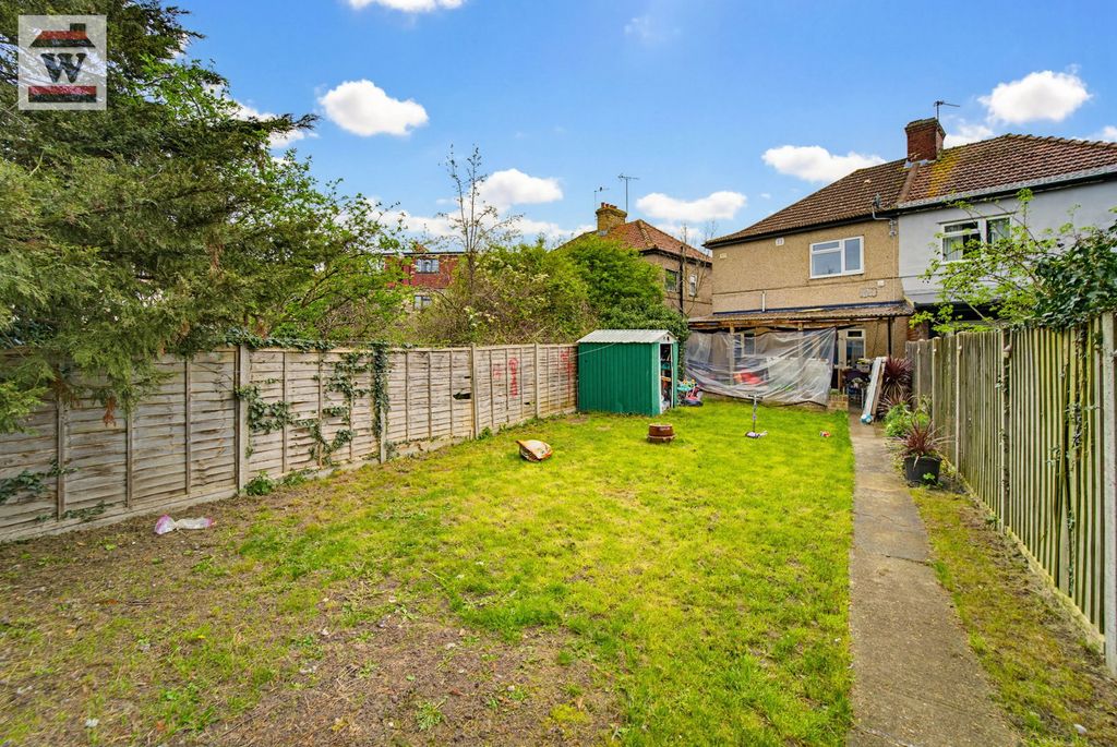 Additional image 13 of 3 bed semi-detached house for saleSpring Grove Crescent, Hounslow TW3