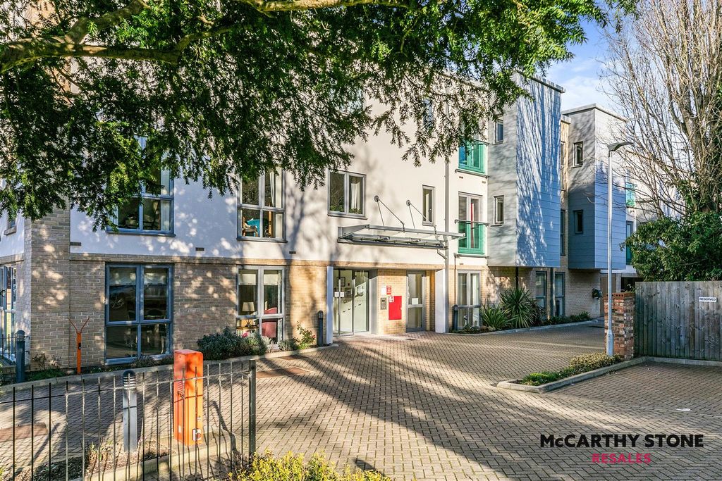 Additional image 12 of 1 bed flat for saleElm Tree Court, High Street, Huntingdon PE29