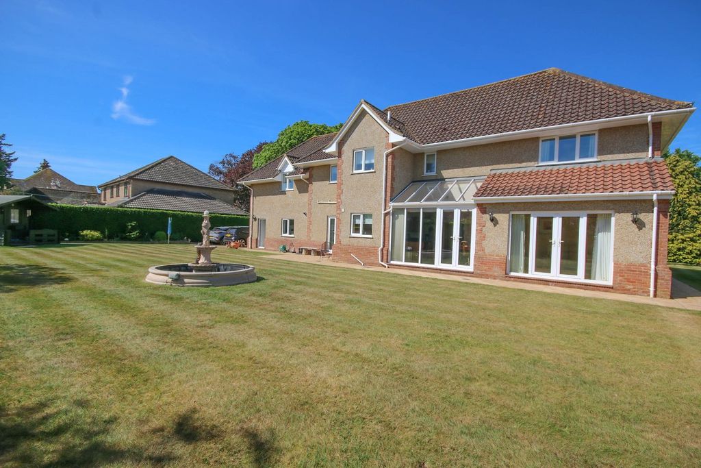 Additional image 20 of 5 bed detached house for saleCastle Rising Road, South Wootton PE30