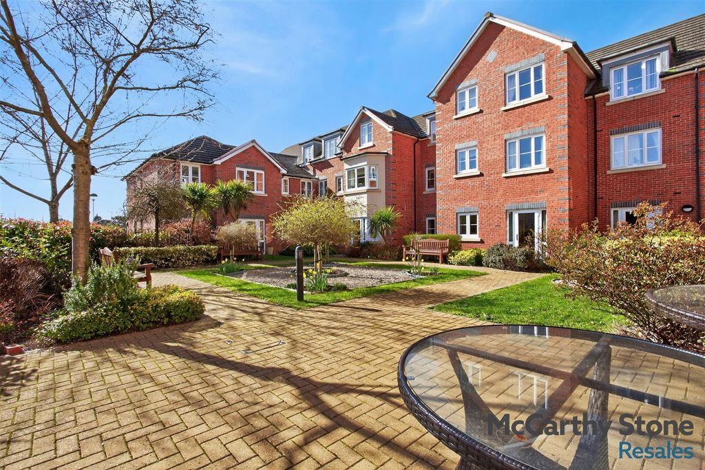 Additional image 16 of 1 bed flat for saleTresham Close, St. Marys Road, Kettering, Northamptonshire NN15