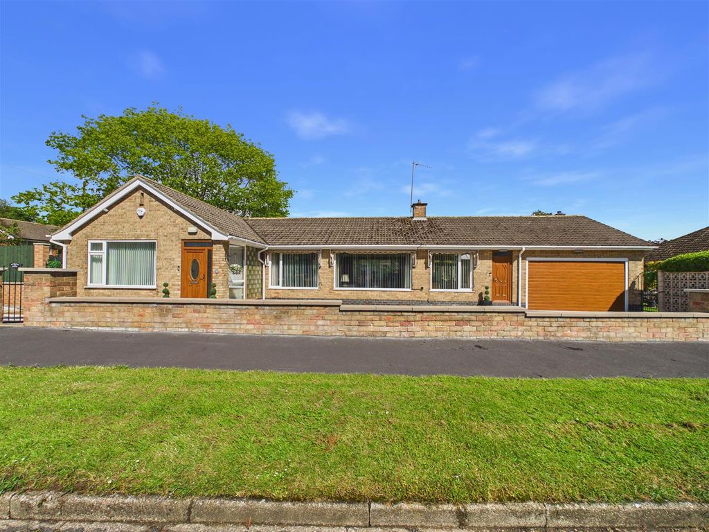 4 bed detached bungalow for saleWolfreton Garth, Kirk Ella HU10
