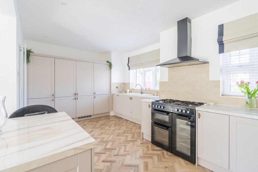 Additional image 7 of 4 bed detached house for saleChester Road South, Kidderminster DY10