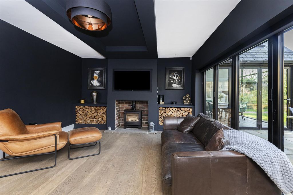 Additional image 3 of 4 bed detached house for saleOakfield Road, Birkby, Huddersfield HD2