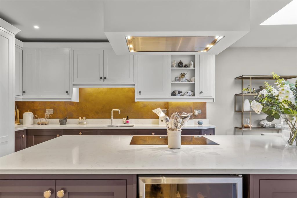 Additional image 7 of 4 bed detached house for saleLeeds Road, Ilkley LS29