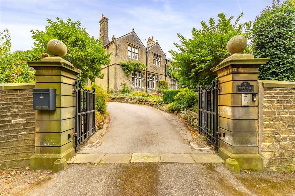 4 bed semi-detached house for saleCorn Bank, Netherton, Huddersfield HD4