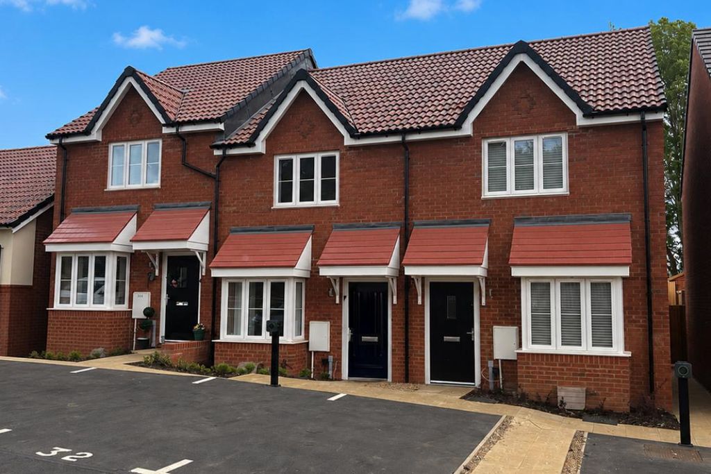 2 bed property for sale"Rosedene" at Cooper Close, Off Foster Way, Kettering NN15