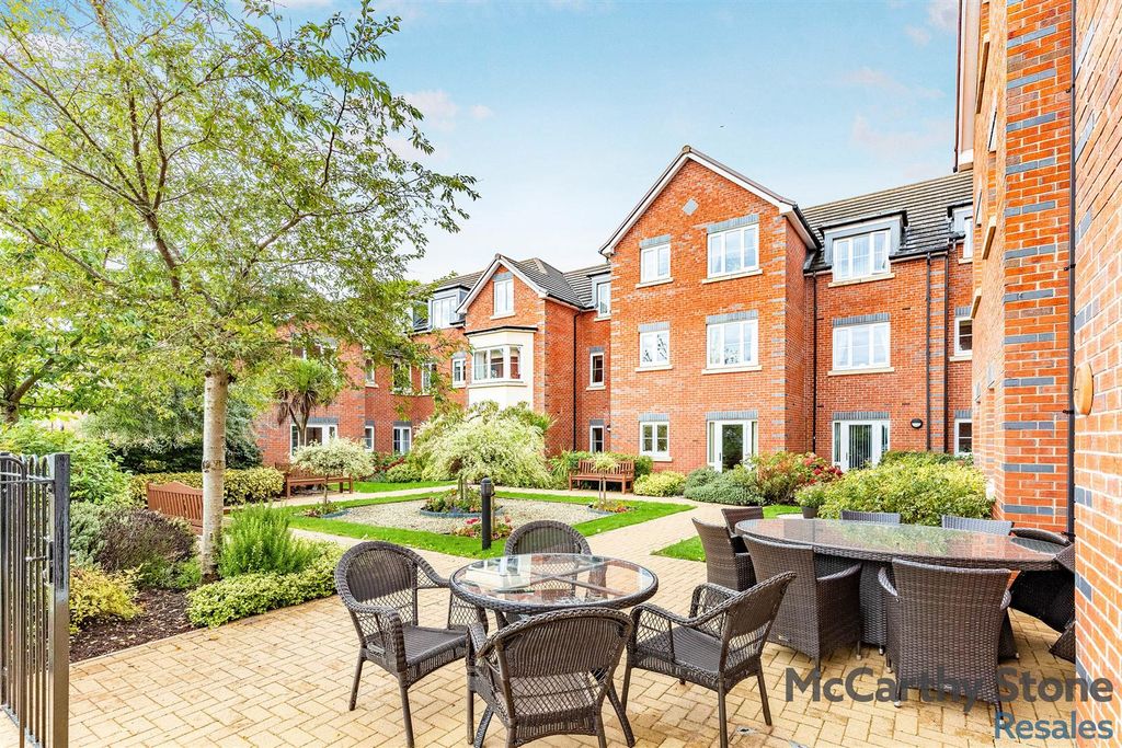 Additional image 19 of 1 bed flat for saleTresham Close, St. Marys Road, Kettering, Northamptonshire NN15