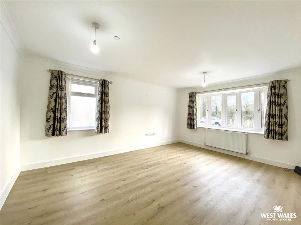 Additional image 2 of 3 bed detached bungalow for saleLlys Y Felin, Kidwelly SA17