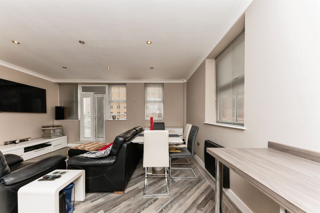 Additional image 3 of 2 bed flat for saleLiberty Lane, Hull HU1