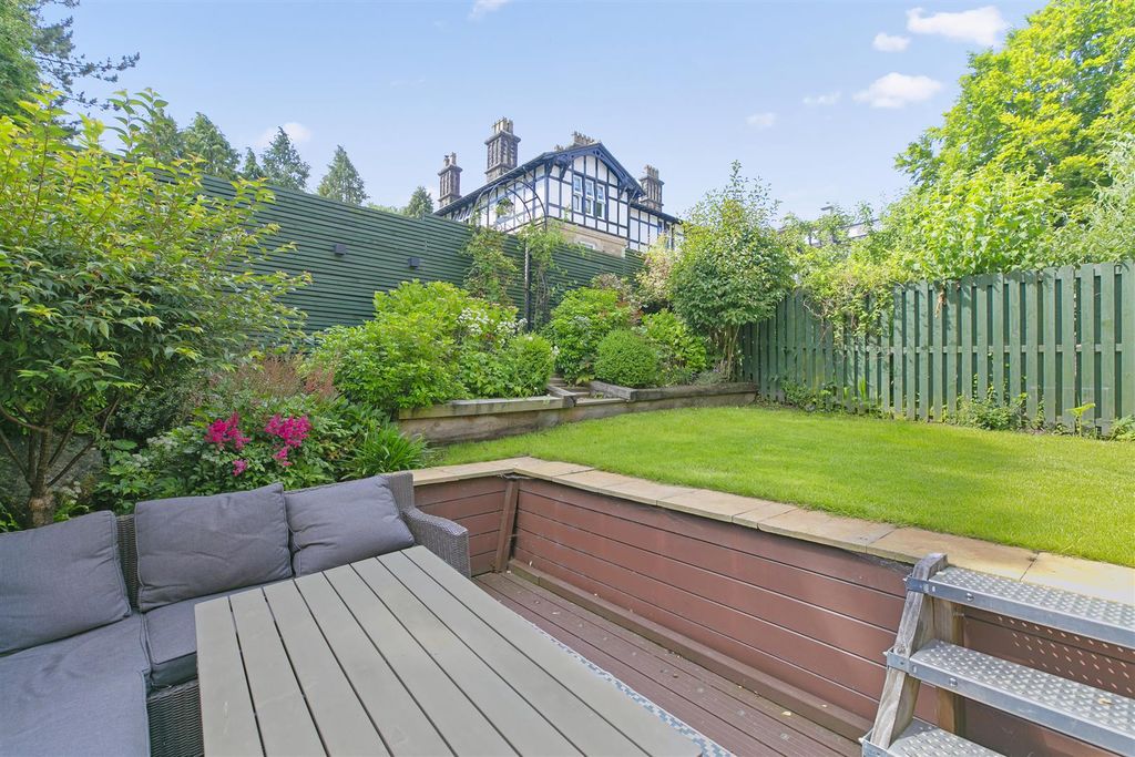 Additional image 41 of 5 bed property for saleCollege Drive, Ilkley LS29