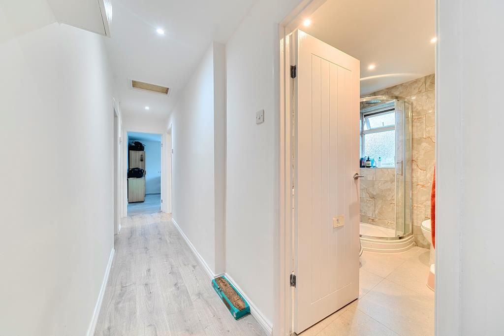 Additional image 23 of 3 bed flat for saleKidlington, Oxfordshire OX5