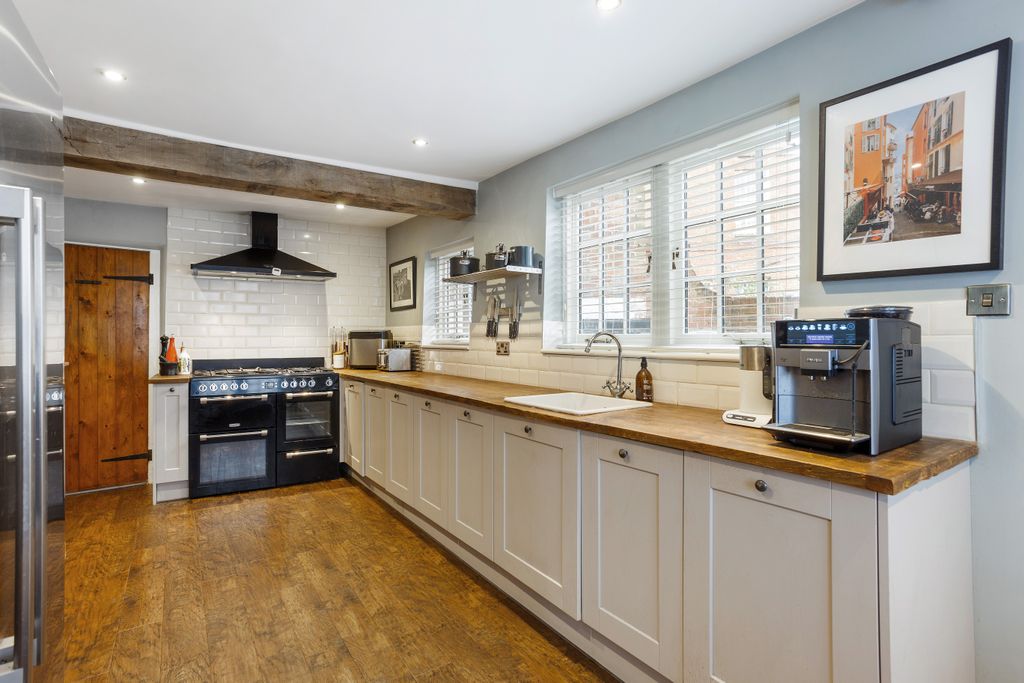 Additional image 3 of 2 bed cottage for saleCharnham Street, Hungerford RG17