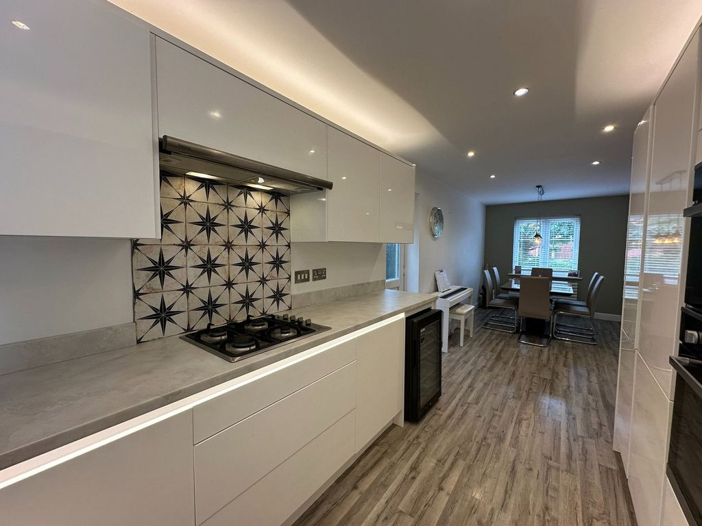 Additional image 7 of 4 bed detached house for saleWestwood Avenue, Hyde SK14