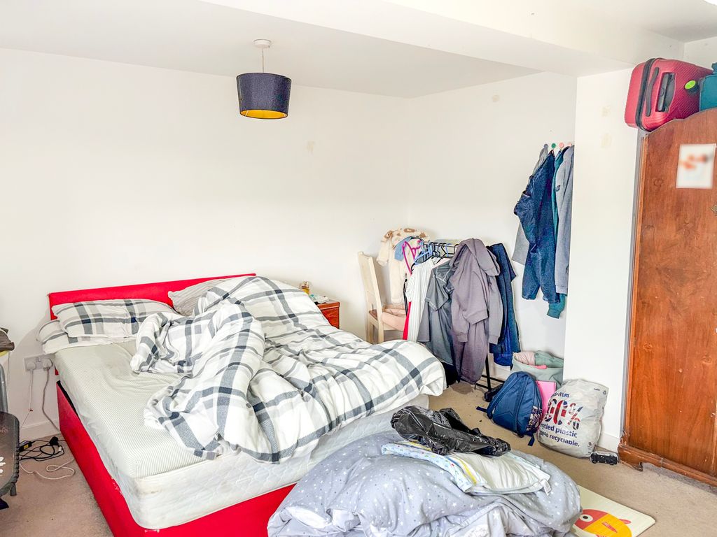 Additional image 7 of 2 bed flat for saleParkwood Rise, Keighley BD21
