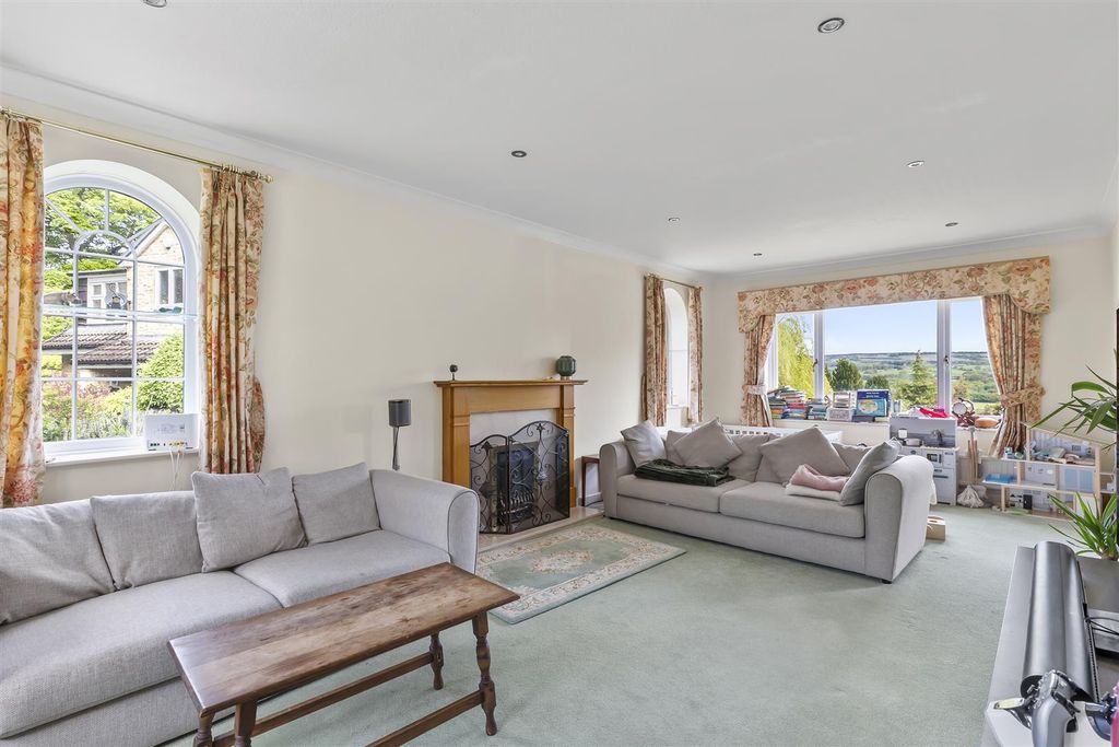 Additional image 2 of 4 bed detached house for saleWoodroyd Gardens, Ilkley LS29