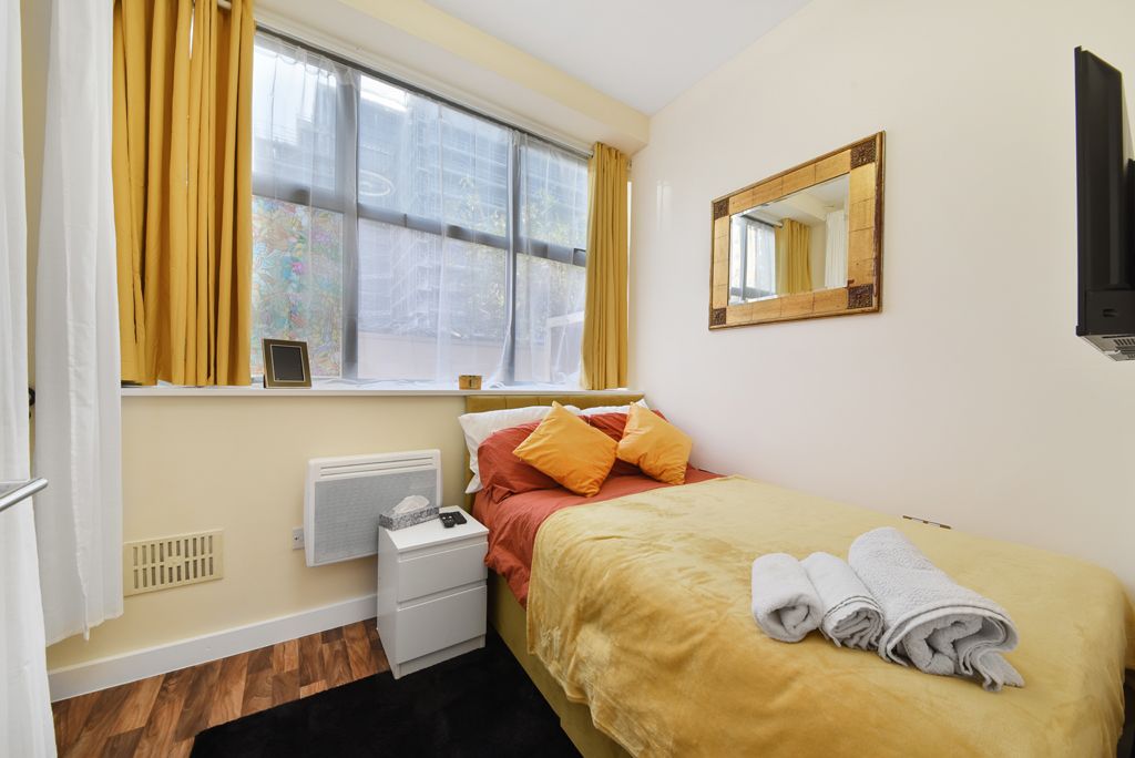 Additional image 8 of 2 bed flat for saleLey Street, Ilford IG1
