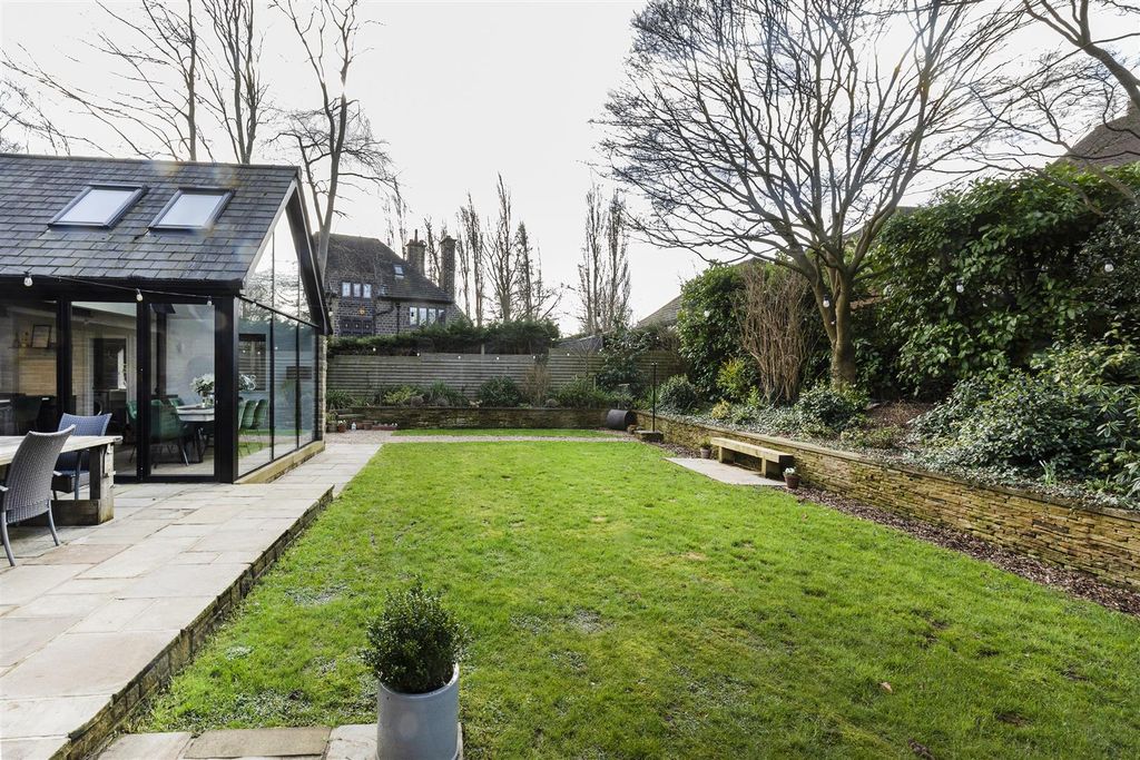 Additional image 66 of 4 bed detached house for saleOakfield Road, Birkby, Huddersfield HD2