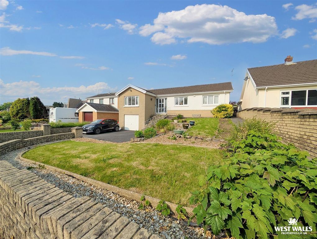 3 bed detached bungalow for saleBanc Pendre, Kidwelly SA17