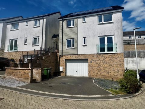 Sandpiper Road, Derriford PL6