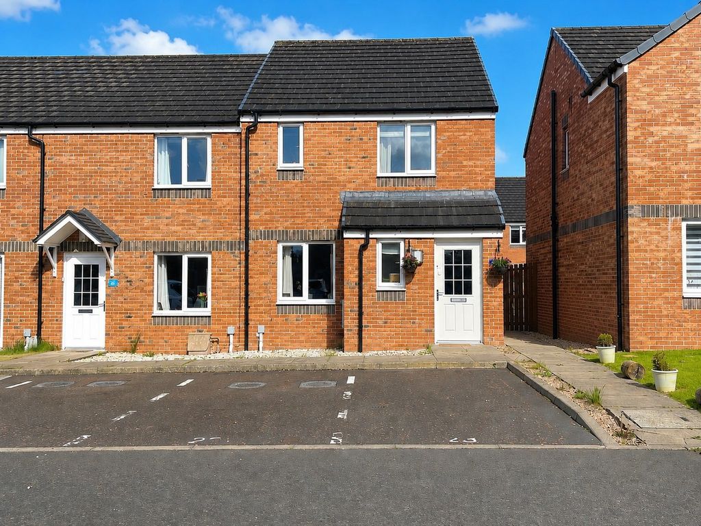 3 bed terraced house for sale23 Simpson Wynd, Kinross KY13