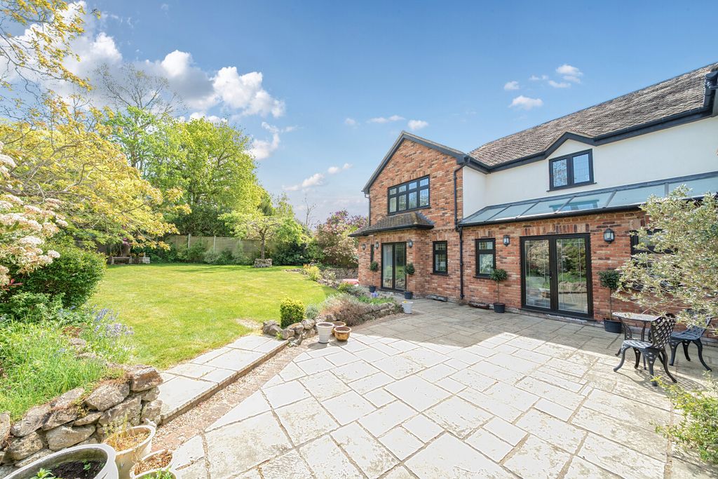 Additional image 4 of 5 bed detached house for saleGreys Park Close, Keston, Kent BR2