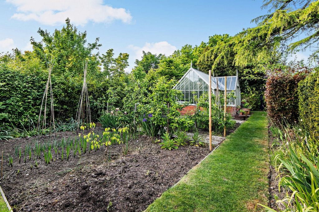 Additional image 44 of 5 bed detached house for saleHillcrest Road, Hythe CT21