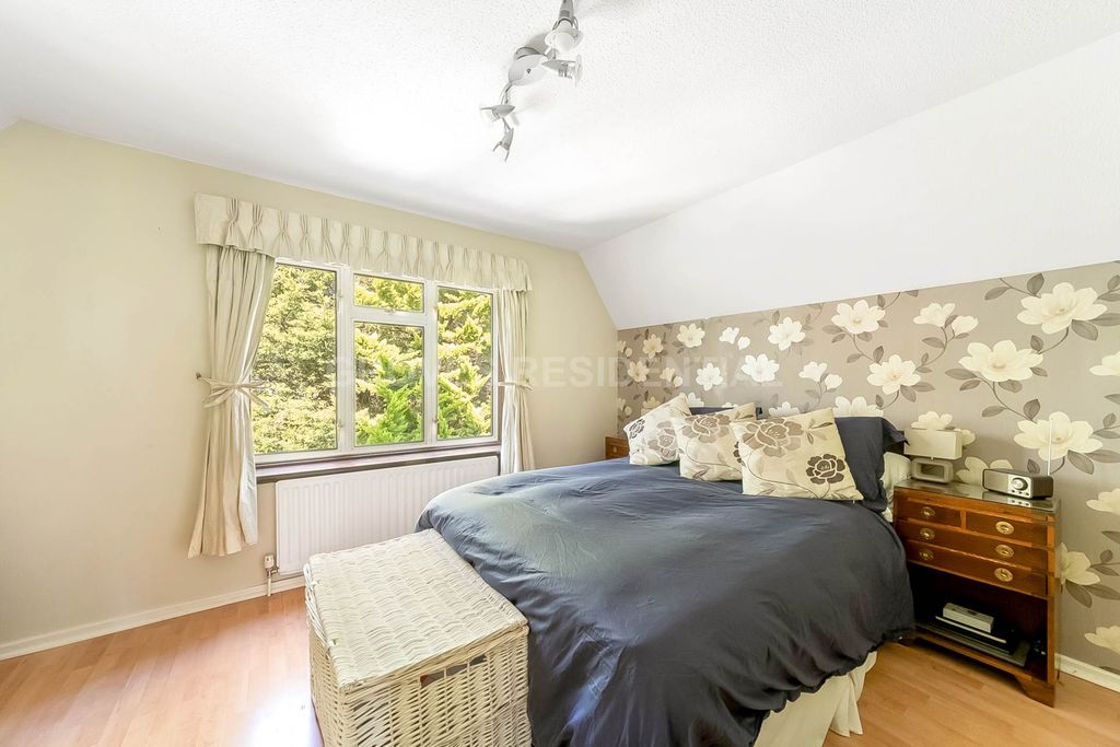 Additional image 17 of 5 bed detached house for saleWarbank Lane, Kingston Upon Thames KT2