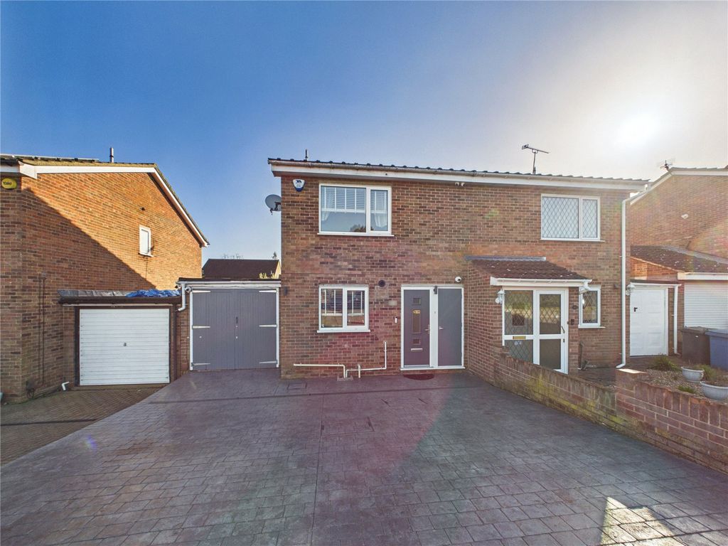 3 bed semi-detached house for saleWilmslow Drive, Ipswich, Suffolk IP2