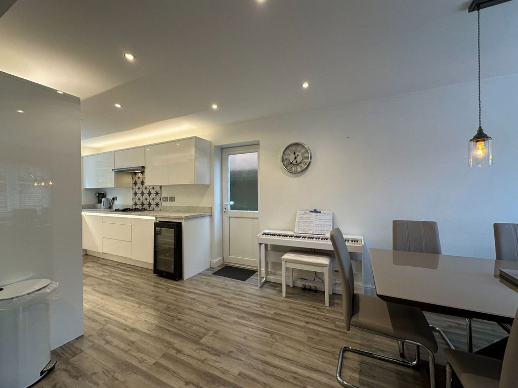 Additional image 5 of 4 bed detached house for saleWestwood Avenue, Hyde SK14