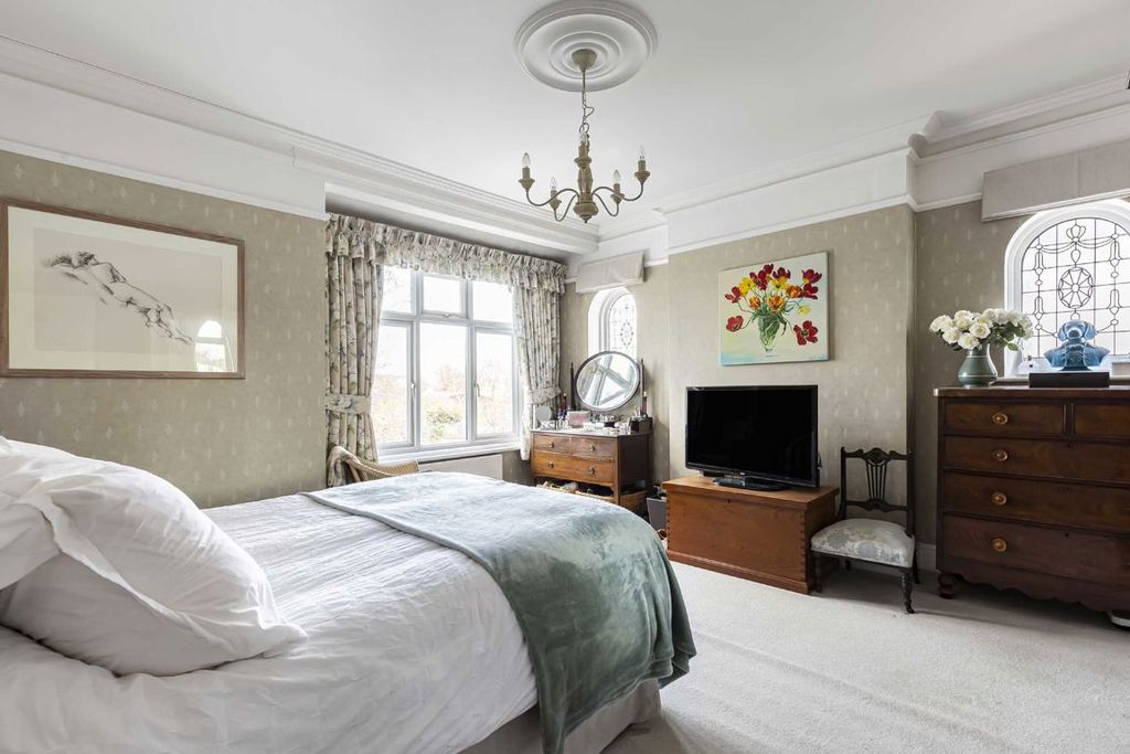 Additional image 10 of 5 bed detached house for saleCole Park Road, St Margarets TW1