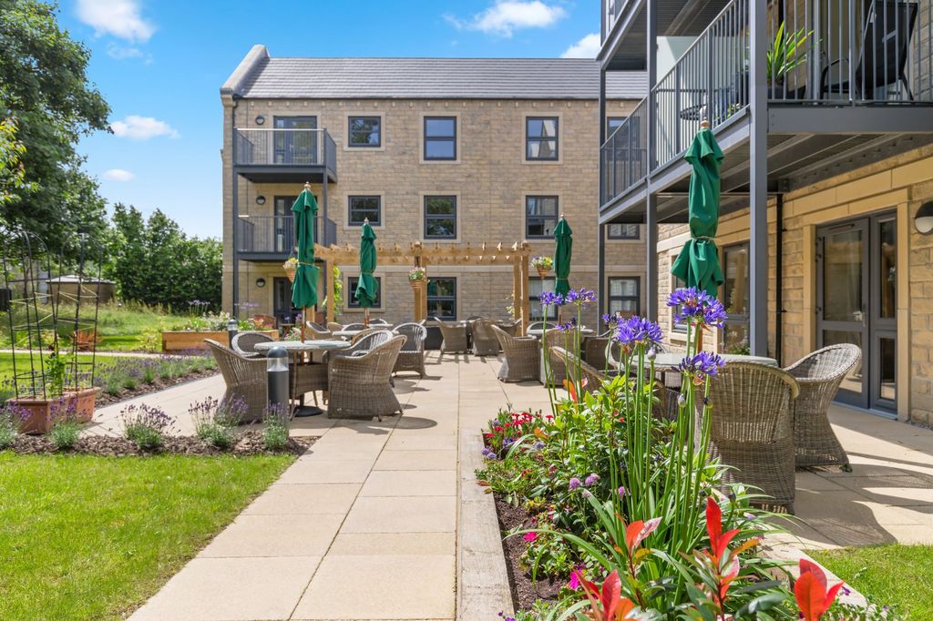 Additional image 51 of 2 bed flat for saleSummer Court, Burley In Wharfedale, Ilkley, West Yorkshire LS29