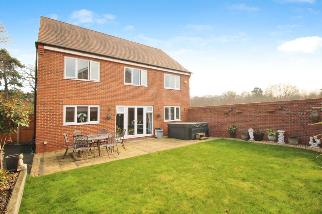 Additional image 3 of 5 bed detached house for saleCrosbie Grove, Silverwoods, Kidderminster DY11