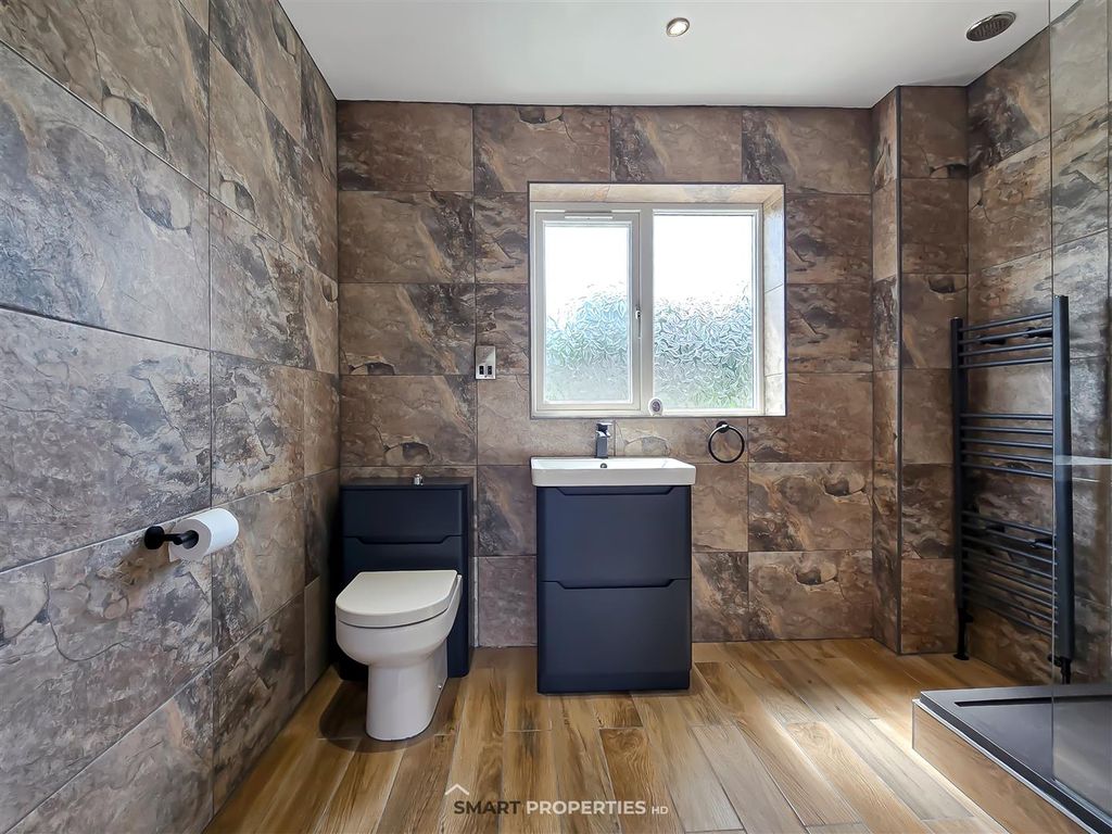 Additional image 31 of 5 bed detached house for saleGreenroyd Croft, Huddersfield HD2