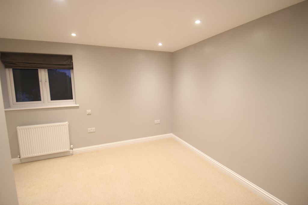 Additional image 9 of 4 bed semi-detached house for saleSanden Close, Hungerford RG17