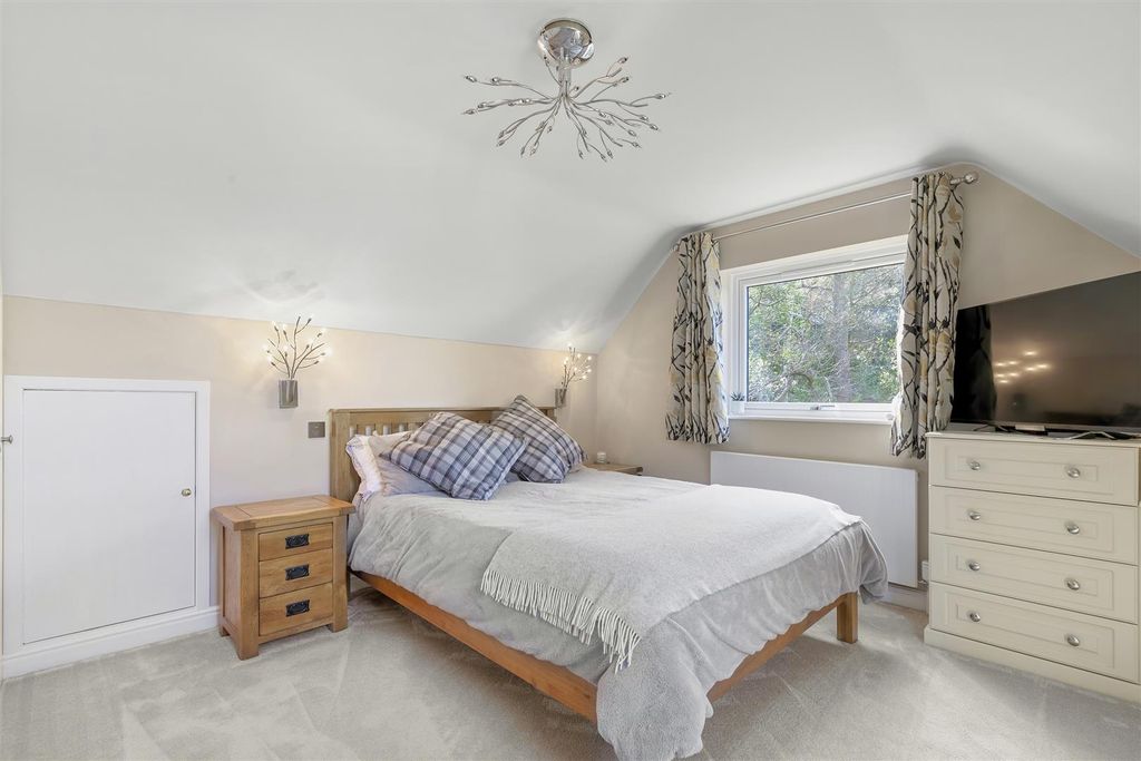 Additional image 13 of 5 bed property for saleOaklands, Westwood Drive, Ilkley LS29